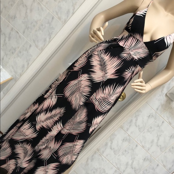 Last 1! GIRLY & FLIRTY SIDE SLIT MAXI DRESS - Picture 6 of 8